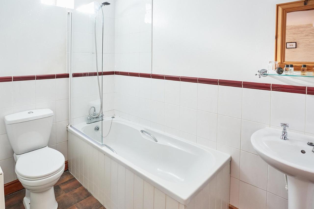 The Bateman Arms At Shobdon Hotel Ngoại thất bức ảnh
